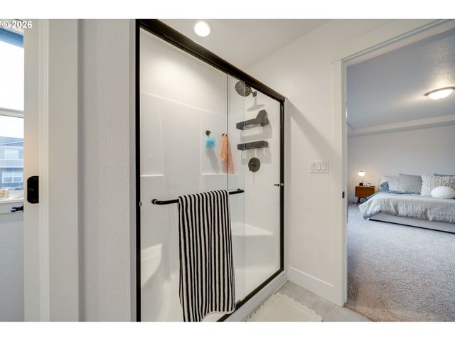 18008 Ne 48TH Ct, Vancouver, WA 98686