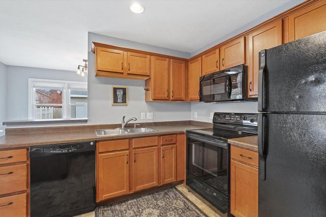 505 77th STREET, Kenosha, WI 53143