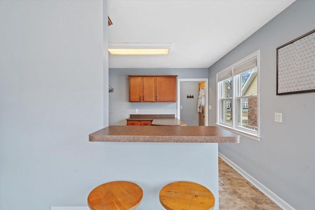 505 77th STREET, Kenosha, WI 53143