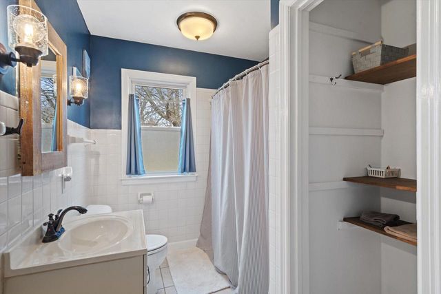 505 77th STREET, Kenosha, WI 53143