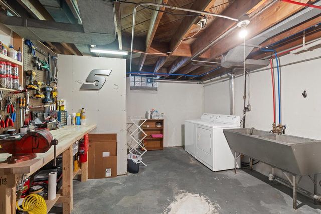 505 77th STREET, Kenosha, WI 53143