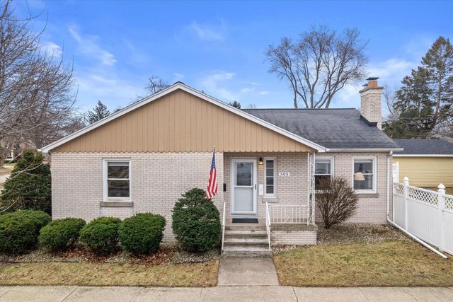 505 77th STREET, Kenosha, WI 53143