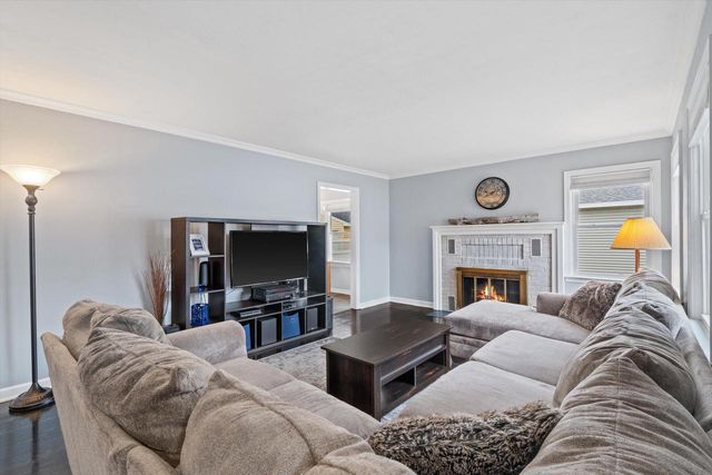 505 77th STREET, Kenosha, WI 53143