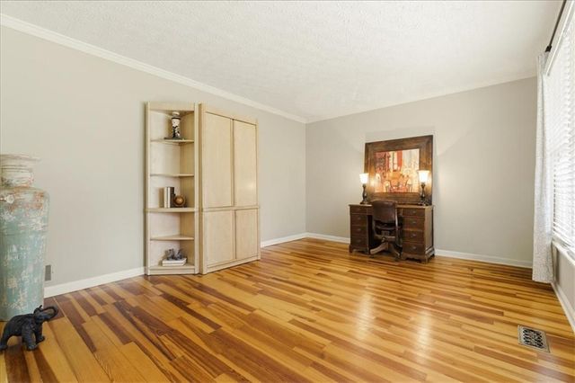 4887 Willow Creek Drive, Marietta, GA 30066