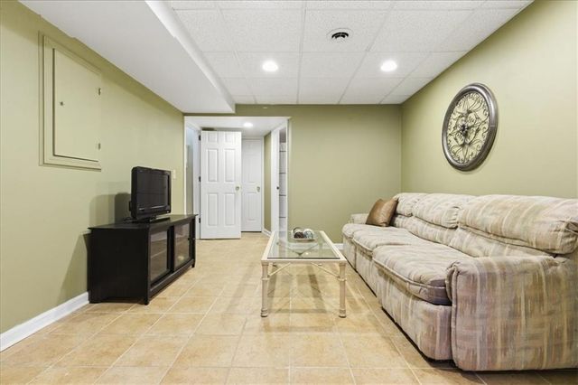 4887 Willow Creek Drive, Marietta, GA 30066