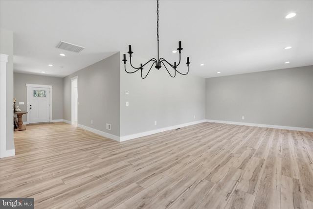 825 AVANTI DR, Bunker Hill, WV 25413