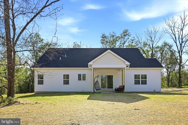 825 AVANTI DR, Bunker Hill, WV 25413