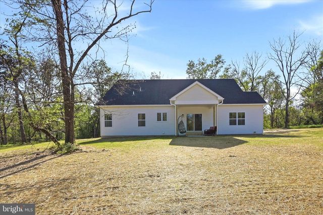 825 AVANTI DR, Bunker Hill, WV 25413