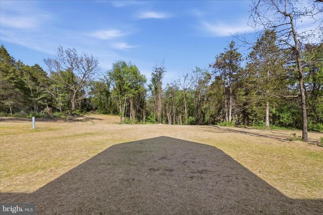 825 AVANTI DR, Bunker Hill, WV 25413