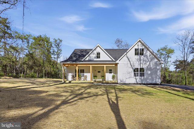 825 AVANTI DR, Bunker Hill, WV 25413