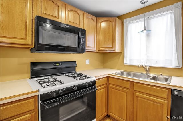 41 Dartwood Drive, Cheektowaga, NY 14227