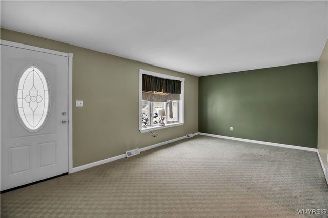 41 Dartwood Drive, Cheektowaga, NY 14227