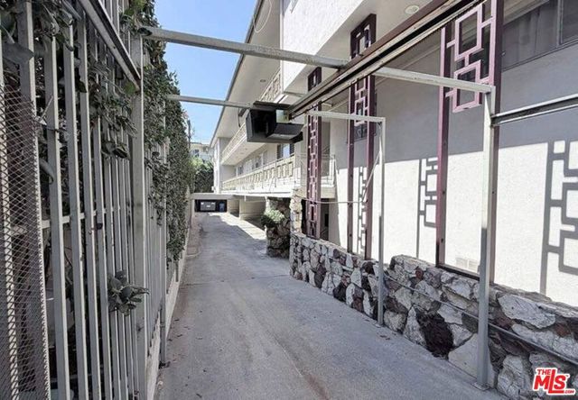 7526 Fountain Avenue, West Hollywood, CA 90046