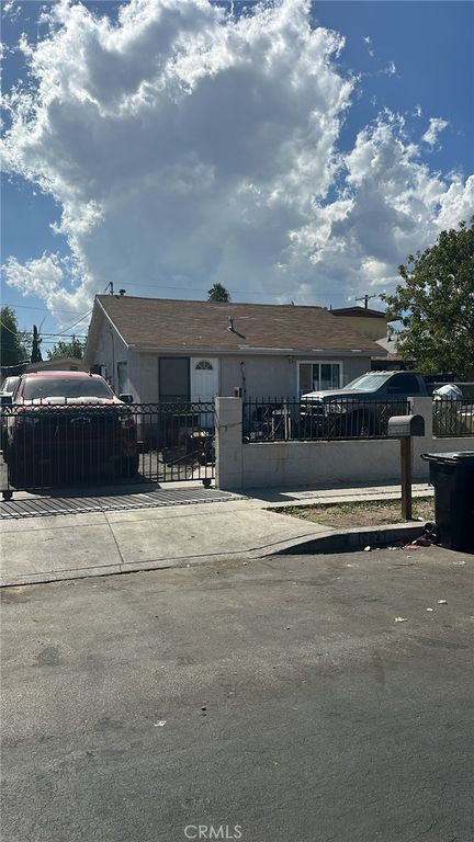 10627 Ilex, Pacoima, CA 91331 — exterior