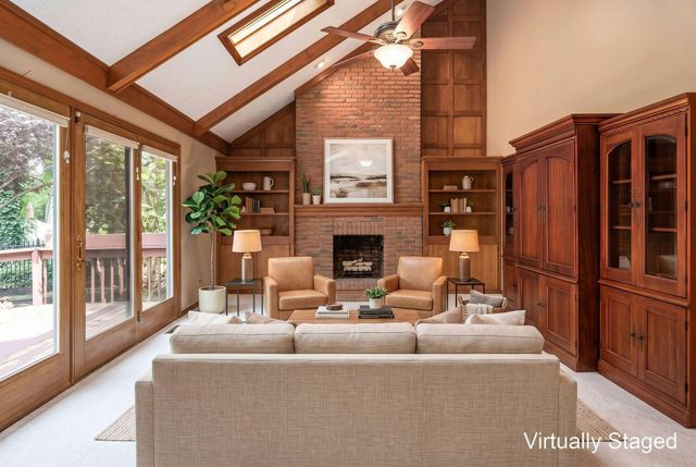 978 Valleyview Drive, Westerville, OH 43081