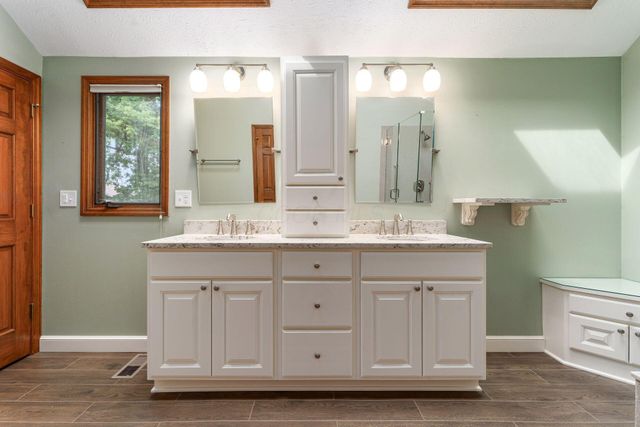 978 Valleyview Drive, Westerville, OH 43081