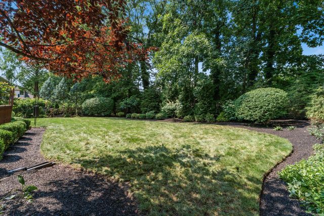 978 Valleyview Drive, Westerville, OH 43081