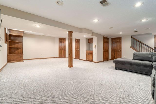 978 Valleyview Drive, Westerville, OH 43081
