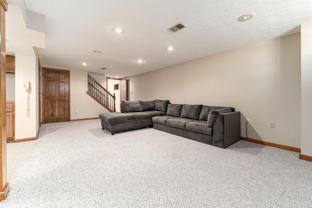 978 Valleyview Drive, Westerville, OH 43081