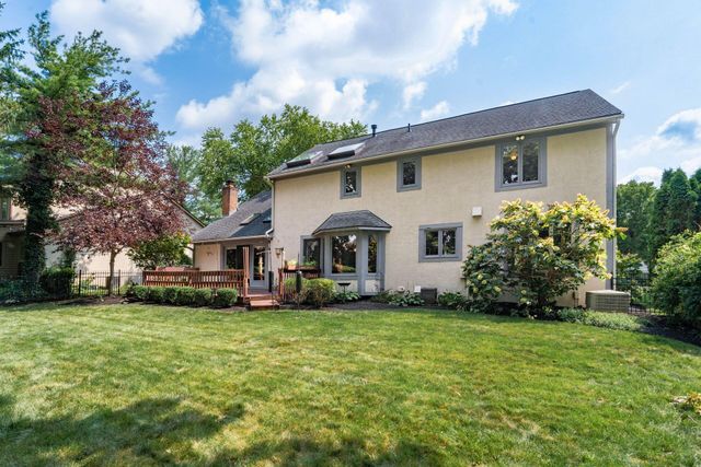 978 Valleyview Drive, Westerville, OH 43081