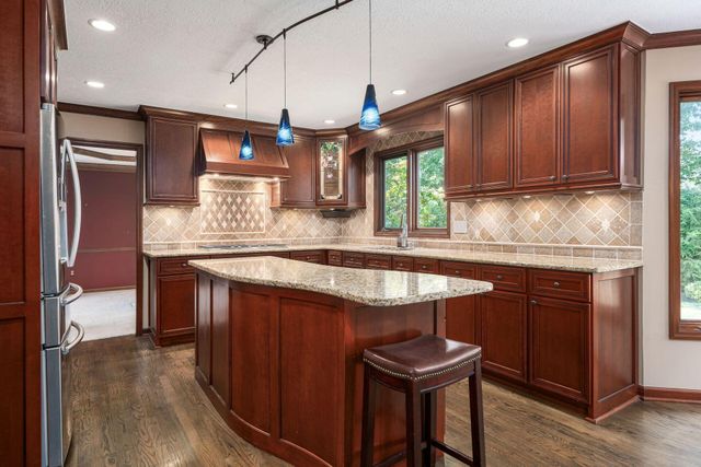 978 Valleyview Drive, Westerville, OH 43081