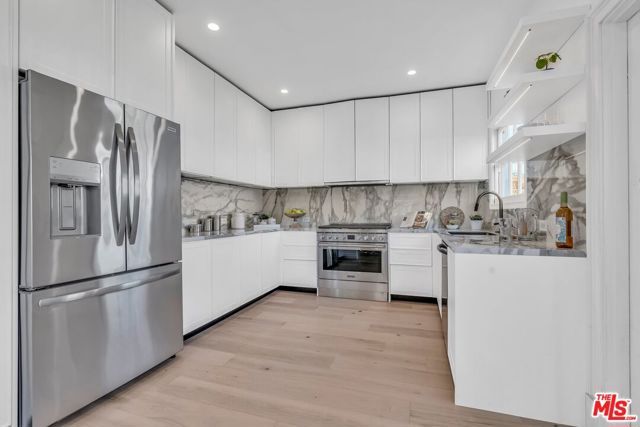 135 S Linden Drive, Beverly Hills, CA 90212