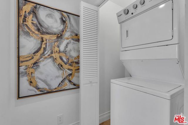 135 S Linden Drive, Beverly Hills, CA 90212