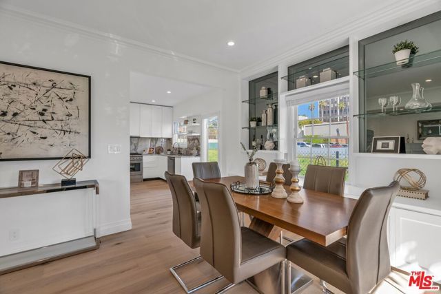 135 S Linden Drive, Beverly Hills, CA 90212