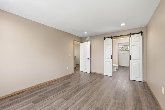 71 B Street, Saint Paul, MN 55106