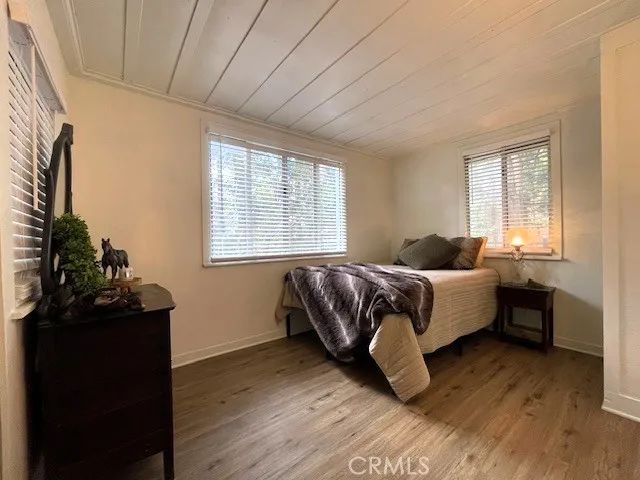 23752 Inspiration, Crestline, CA 92325