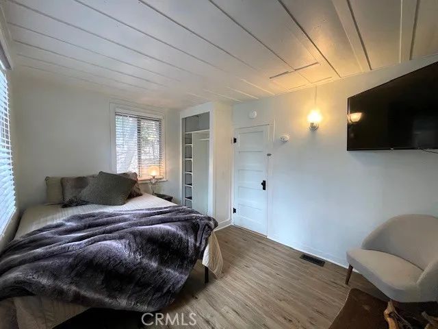 23752 Inspiration, Crestline, CA 92325