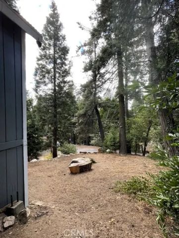 23752 Inspiration, Crestline, CA 92325