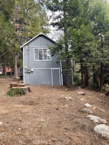 23752 Inspiration, Crestline, CA 92325