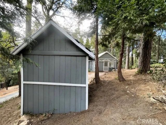 23752 Inspiration, Crestline, CA 92325