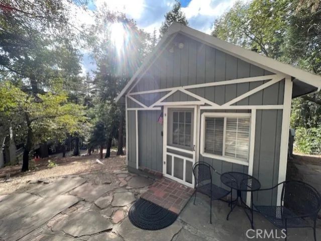 23752 Inspiration, Crestline, CA 92325