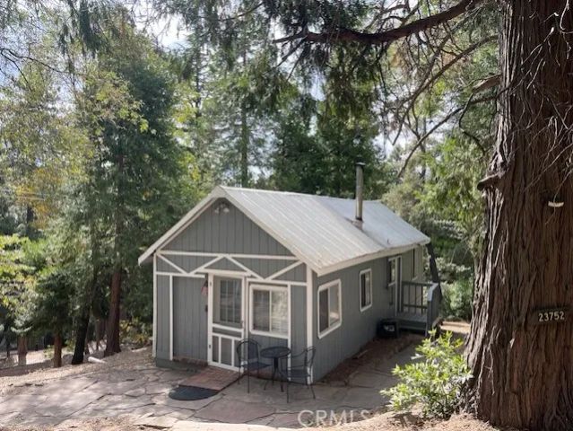 23752 Inspiration, Crestline, CA 92325