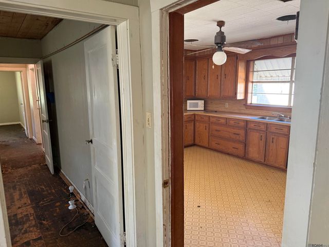 58425 Canal St, Plaquemine, LA 70764