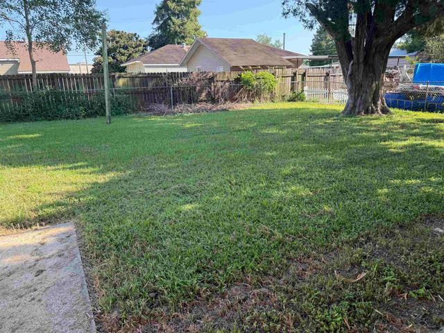 58425 Canal St, Plaquemine, LA 70764