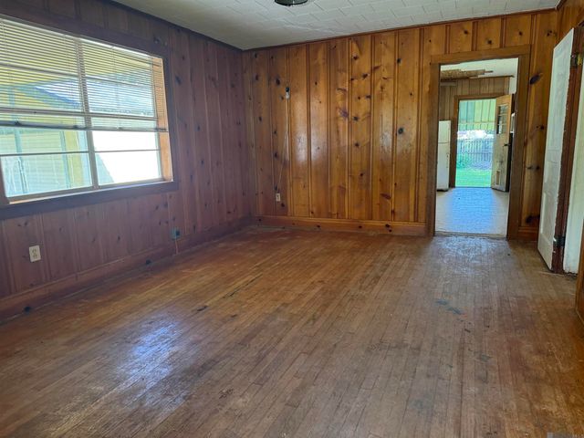 58425 Canal St, Plaquemine, LA 70764