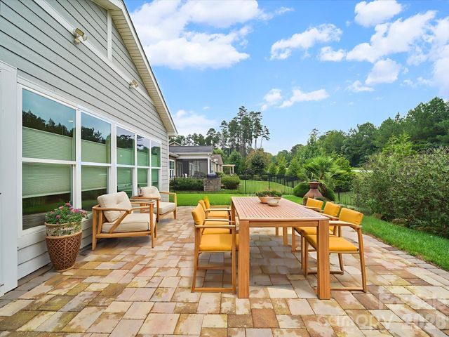 253 Stone Mountain Way, Denver, NC 28037