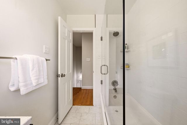 3211 FARMINGTON DR, Chevy Chase, MD 20815