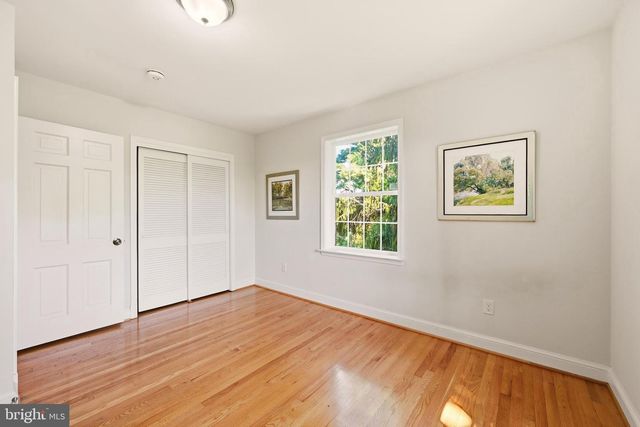 3211 FARMINGTON DR, Chevy Chase, MD 20815