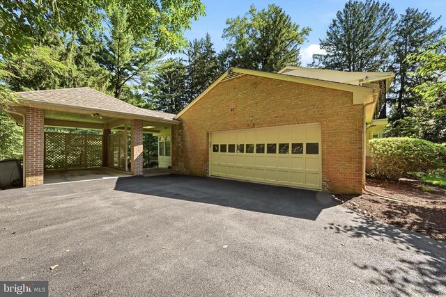 3211 FARMINGTON DR, Chevy Chase, MD 20815