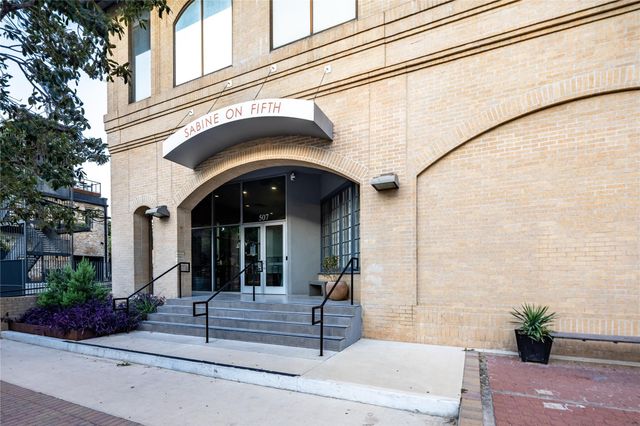 507 Sabine ST 404, Austin, TX 78701