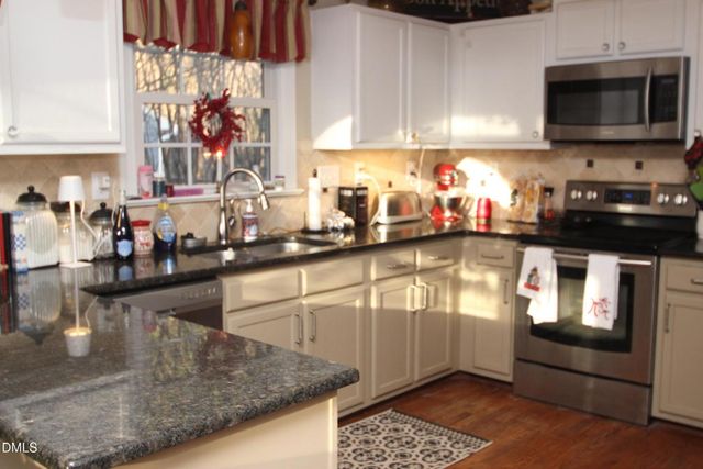 1219 Cranebridge Place, Chapel Hill, NC 27517