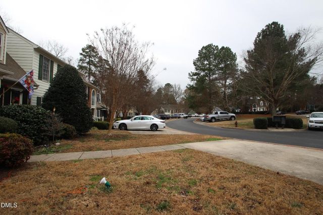 1219 Cranebridge Place, Chapel Hill, NC 27517