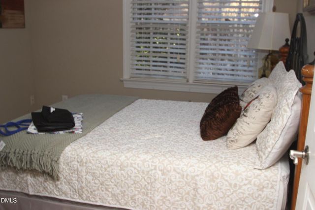 1219 Cranebridge Place, Chapel Hill, NC 27517