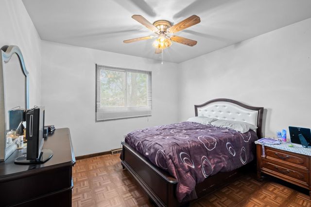 18443 DE JONG Lane, Lansing, IL 60438