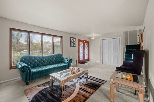 18443 DE JONG Lane, Lansing, IL 60438