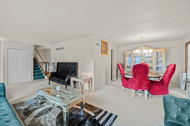 18443 DE JONG Lane, Lansing, IL 60438